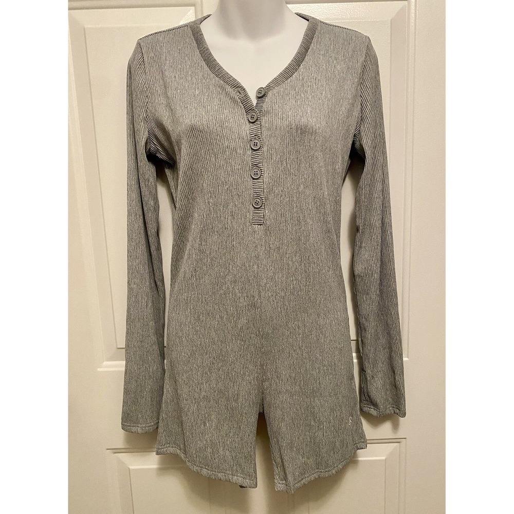 Workouts by Katya Ribbed Gray‎ Henley Romper Top Shorts Women's XL Large Yoga